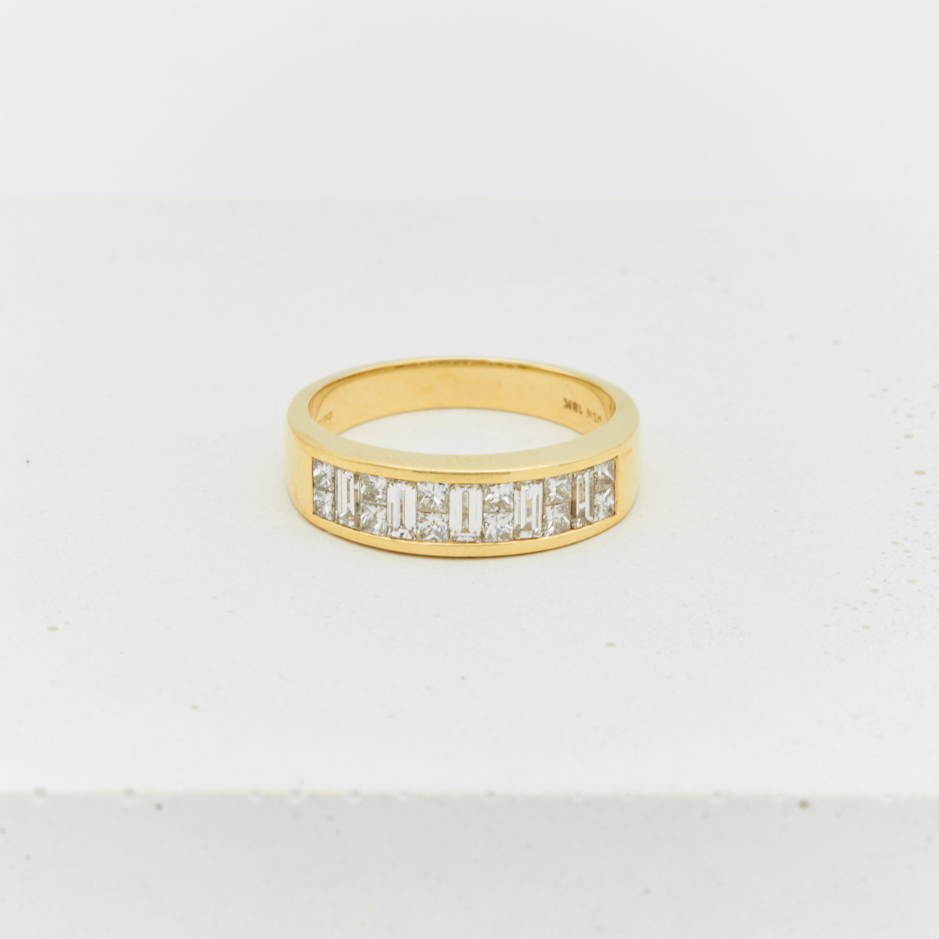 anais-yellow-gold-ring