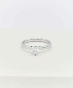 single-diamond-ring